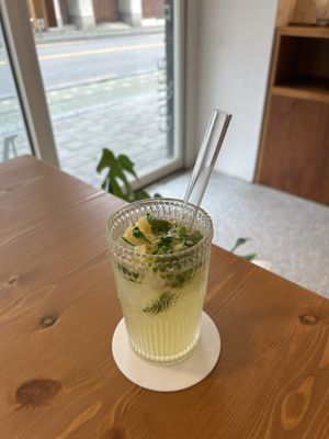 Mojito (non alcoholic)  at Ffumz - 퓸즈 in Seoul