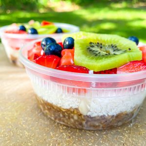 Raw fruit pie  at YEMVegan in Vineyard Haven