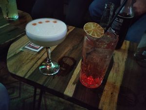 Pisco Sour (left) and Ginrilla at Gorilla Bar in Munich