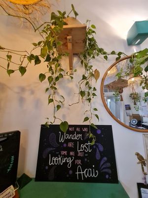 Inside at Very Açai in Rome