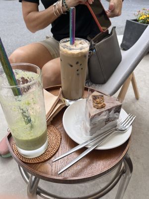 Dessert, bubble tea and smoothie   at Plantica - 플랜티카 in Seoul