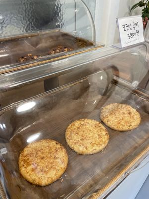 Ginger cookie   at Sweets by Ve - 비건 제과 스윗바이비 in Seoul