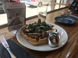 Chick’un and waffles at Urban Vegan Kitchen in New York City
