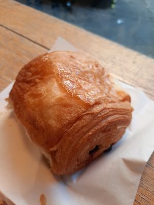 Pain au chocolat at Délice Végétal in Nantes