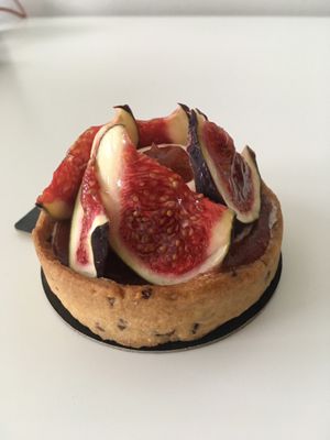 Tarte à la figue  at Délice Végétal in Nantes