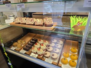 Pastries, cake, pies at Délice Végétal in Nantes