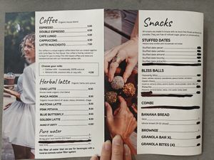 Menu at Nut House in Willemstad