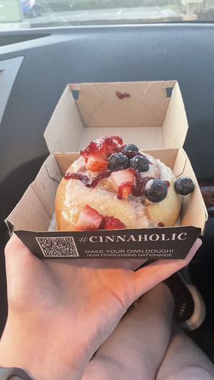 Very Bery  at Cinnaholic in Carmel