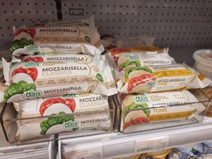 Mozzarisella at Naturalia in Merano