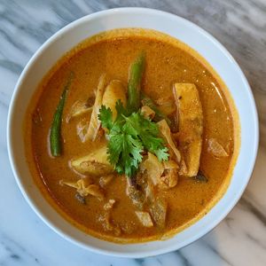 Curry Noodles at Real Food 真食 - Orchard in Central Singapore