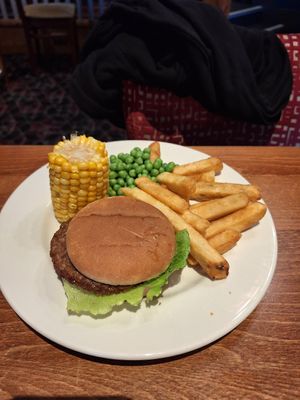 Kids Beyond burger plate at Hungry Horse - Matchstick Man in Salford