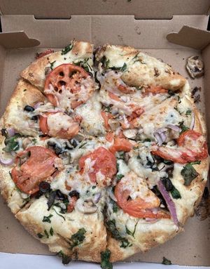 vegan salvation pizza 🌱  #Veganuary at Leonardo's Pizza in Portland