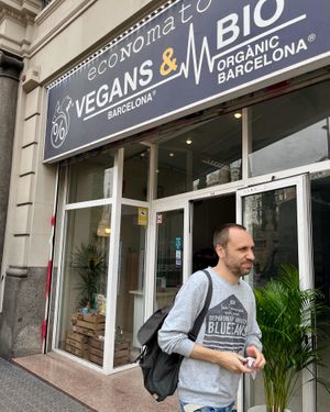 Entrance at COCO VEGANS | Antes VEGANS & BIO in Barcelona