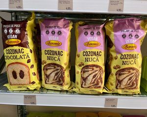 Vegan cakes (or babkas?) at COCO VEGANS | Antes VEGANS & BIO in Barcelona