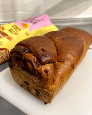 Vegan cake (or babka?) with walnuts and chocolate at COCO VEGANS | Antes VEGANS & BIO in Barcelona