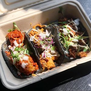  at Dear Mama in Los Angeles