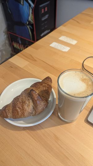 Raspberry croissant and pea latte at Green Wall Coffee in Berlin