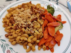 Mac and Cheese at Plant No. 01 in Lincoln