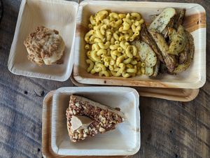 Mac & cheeze with potato wedges, peach streusel muffin, caramel praline cheezecake at Plant No. 01 in Lincoln