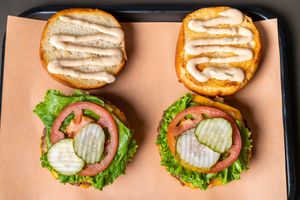  at UNiQ Burger in Scottsdale