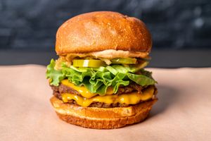 Double Southwest Burger at UNiQ Burger in Scottsdale