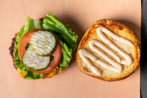  at UNiQ Burger in Scottsdale