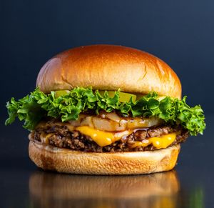  at UNiQ Burger in Scottsdale