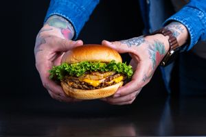  at UNiQ Burger in Scottsdale