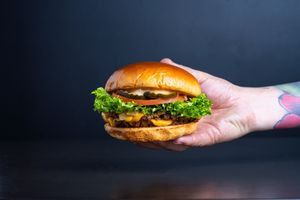  at UNiQ Burger in Scottsdale