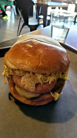  at UNiQ Burger in Scottsdale