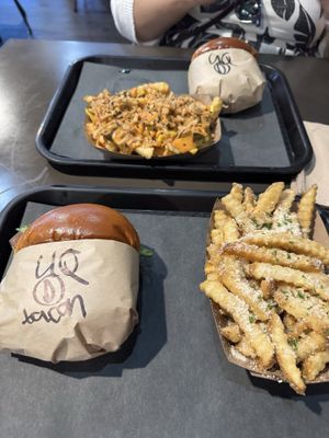  at UNiQ Burger in Scottsdale