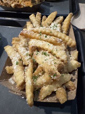  at UNiQ Burger in Scottsdale