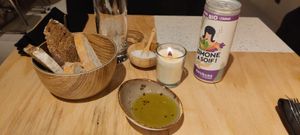 Pain et huilde d'olive at Verdō in Brussels
