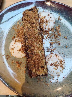 Snickers crème tonka at Verdō in Brussels