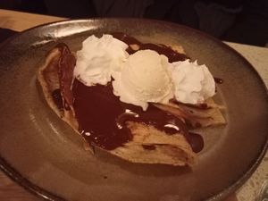 Crepe chocolate and ice cream at Verdō in Brussels