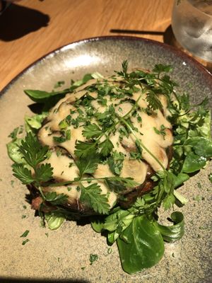 Toast with béchamel and mushroom   at Verdō in Brussels