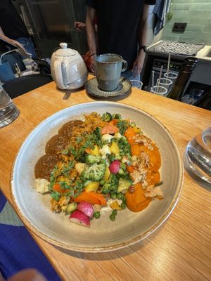 Quinoa & vegetables  at Verdō in Brussels