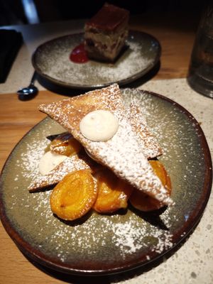 Feuilleté abricots at Verdō in Brussels