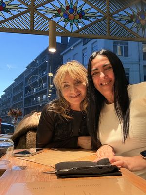 Us at the bar   at Verdō in Brussels