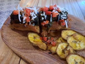 Spicy Italian dog at Vegano O No in Panama City