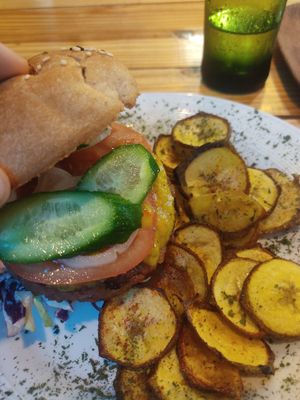 Jerk burger at Vegano O No in Panama City