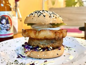 Hawaiian burger   at Vegano O No in Panama City