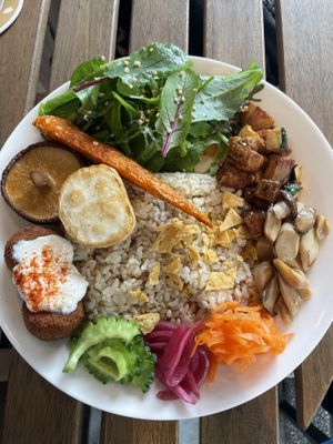 Buddha bowl   at South Point in Yokohama