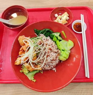 Lemon Sweet Monkey Head Mushroom Brown Rice Set at Yi Su Pin 一素品 - Chinatown in Central Singapore