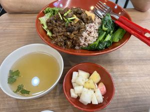 Mince meat rice  at Yi Su Pin 一素品 - Chinatown in Central Singapore