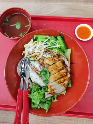 Vegan Hainanese Chicken Rice - Odd day special at Yi Su Pin 一素品 - Chinatown in Central Singapore