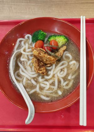 Vegan Mushroom Udon at Yi Su Pin 一素品 - Chinatown in Central Singapore