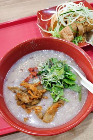 Healthy Brown Rice Congee at Yi Su Pin 一素品 - Chinatown in Central Singapore