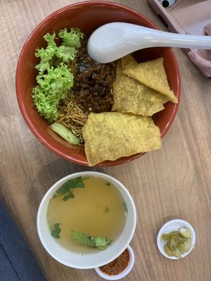 Kolo mee  at Yi Su Pin 一素品 - Chinatown in Central Singapore