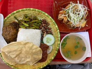 Nyonya Rendang Nasi Lemak plus a yummy broth  at Yi Su Pin 一素品 - Chinatown in Central Singapore